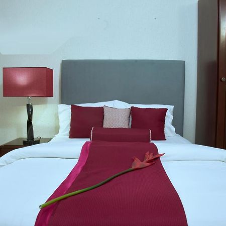 The Ritzz Exclusive Guest House Accra Exterior photo