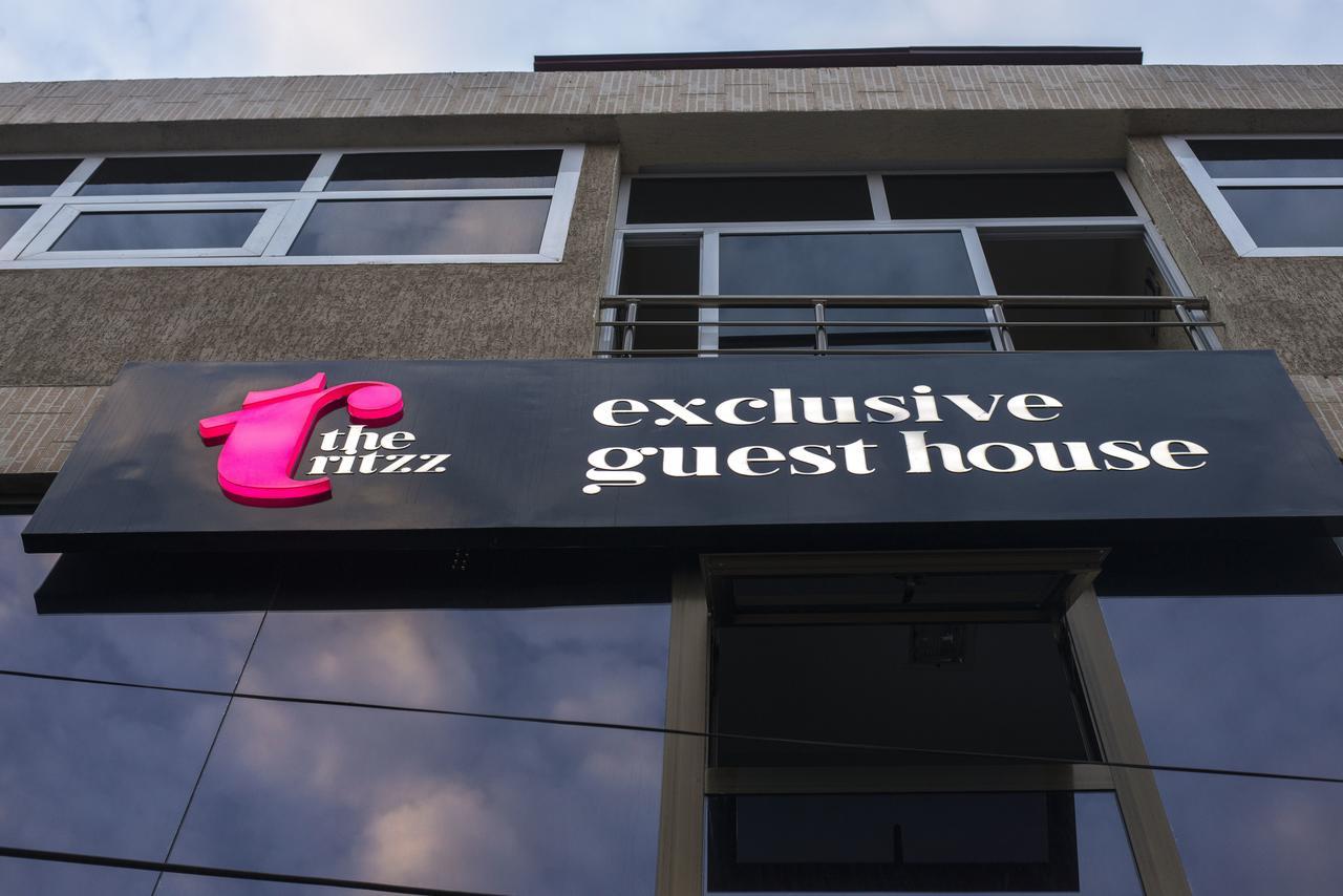 The Ritzz Exclusive Guest House Accra Exterior photo